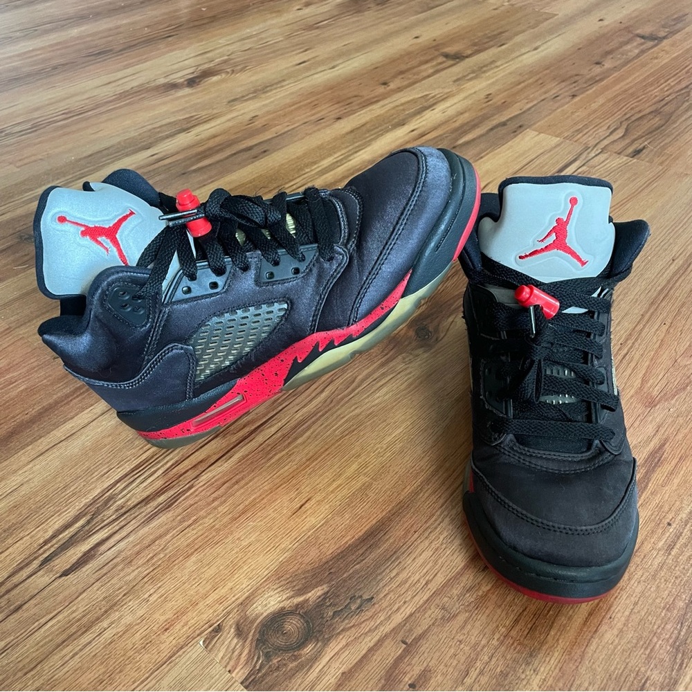 Nike Air Jordan 5 Retro Satin Bred